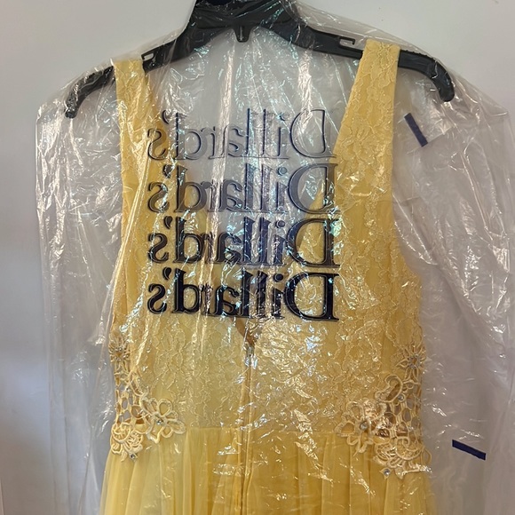 Prom Dress Yellow💛 NWOT - Picture 7 of 9